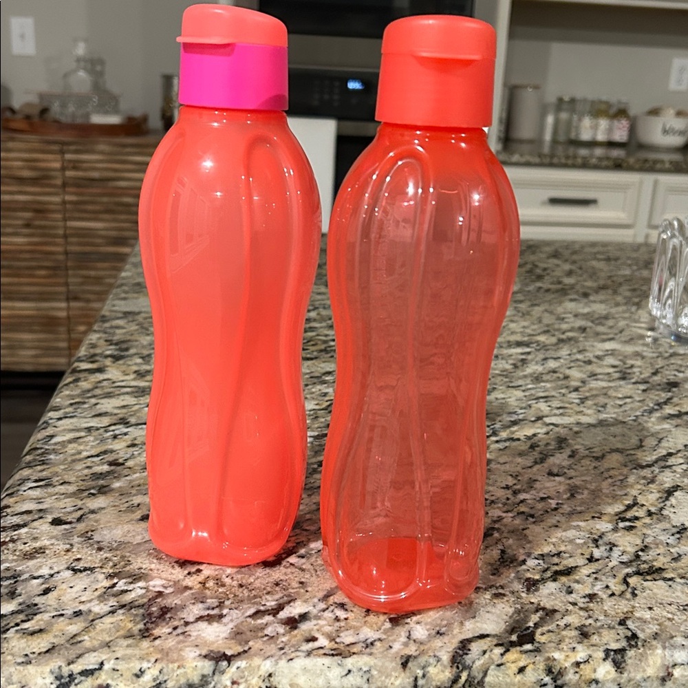 Tupperware Eco flip top water bottles in pink